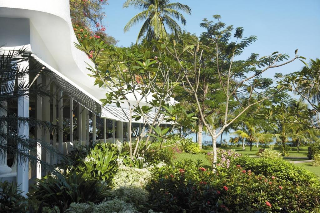 هتل گلدن سندز بای شانگری